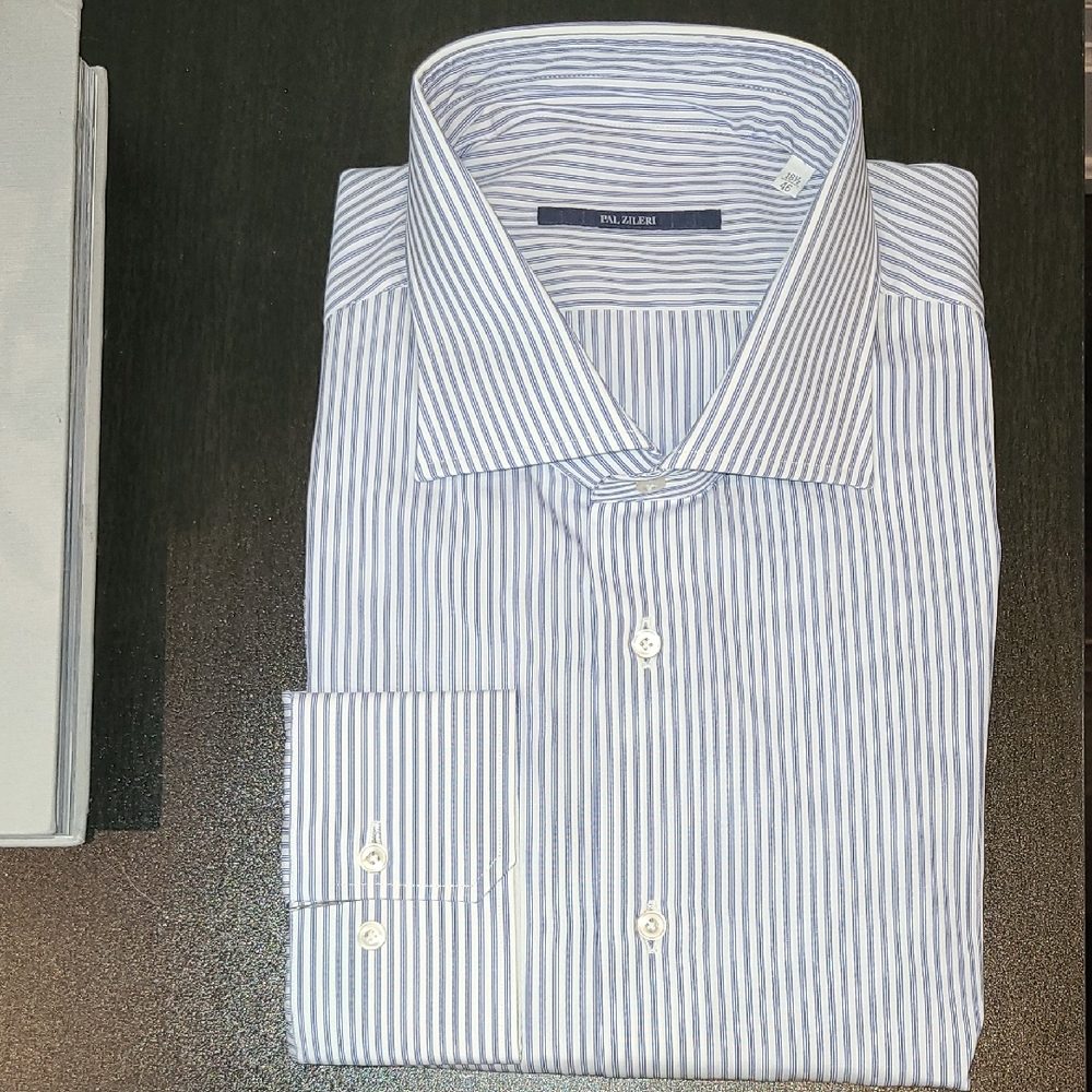 New Pal Zileri Mens White and Blue Striped Dress Shirt. Sz 18.5